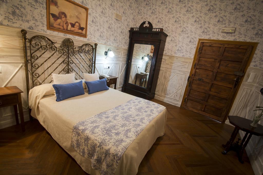 Hospederia Real Casona La Beltraneja Hotel Белмонте Екстериор снимка