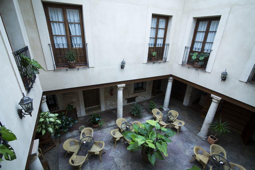 Hospederia Real Casona La Beltraneja Hotel Белмонте Екстериор снимка