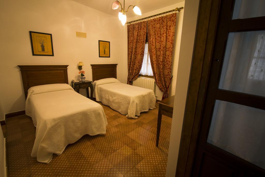 Hospederia Real Casona La Beltraneja Hotel Белмонте Екстериор снимка