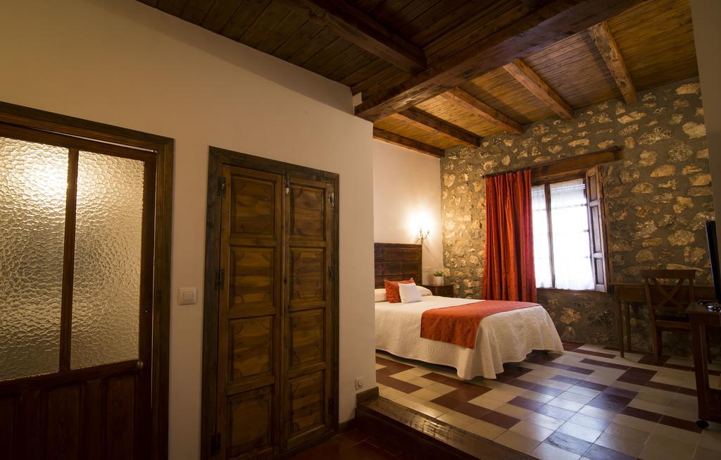 Hospederia Real Casona La Beltraneja Hotel Белмонте Екстериор снимка